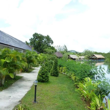 Chaiyo Resort Phuket Buitenkant foto