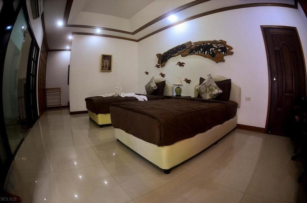 Chaiyo Resort Phuket Buitenkant foto